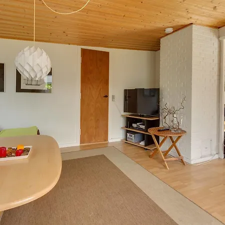 Semesterbostad Two-bedroom Holiday In *