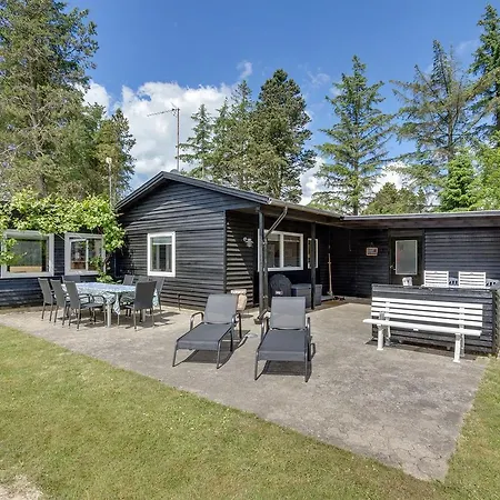 Semesterbostad Two-bedroom Holiday In *